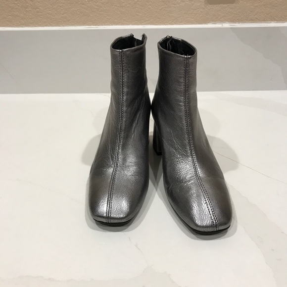 metallic leather booties - Picture 5 of 10